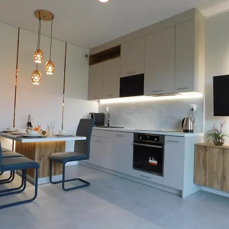 Zielone Wzgorze 2 Apartment
