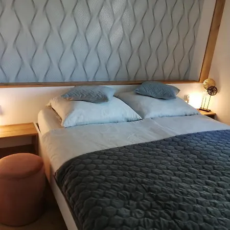 Zielone Wzgorze 2 * Jelenia Góra