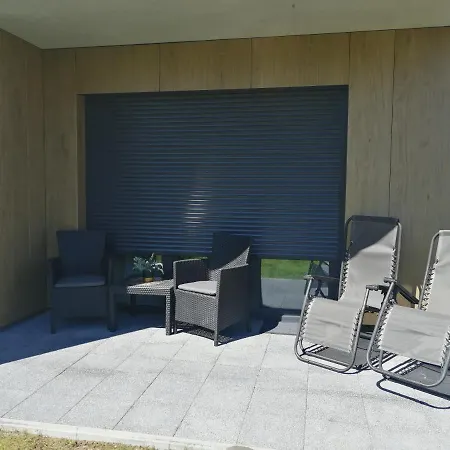 Zielone Wzgorze 2 Apartment
