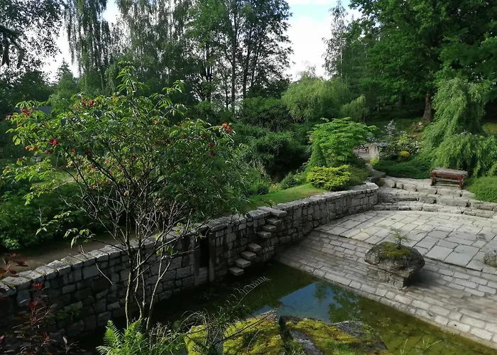 Zielone Wzgorze 2 * イェレニャ・グーラ