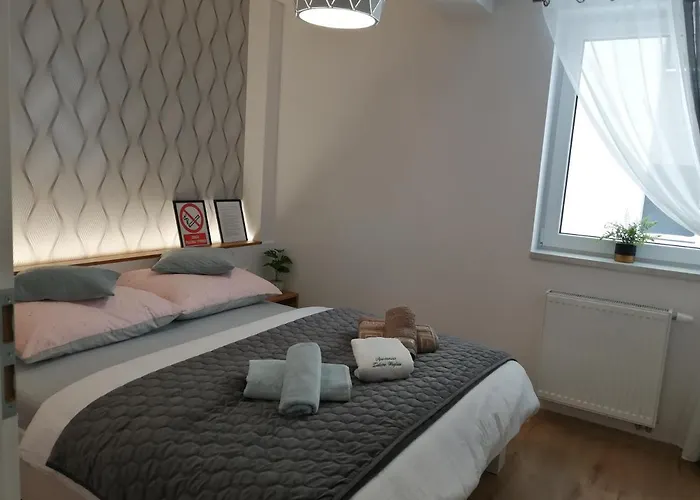 Zielone Wzgorze 2 アパート イェレニャ・グーラ