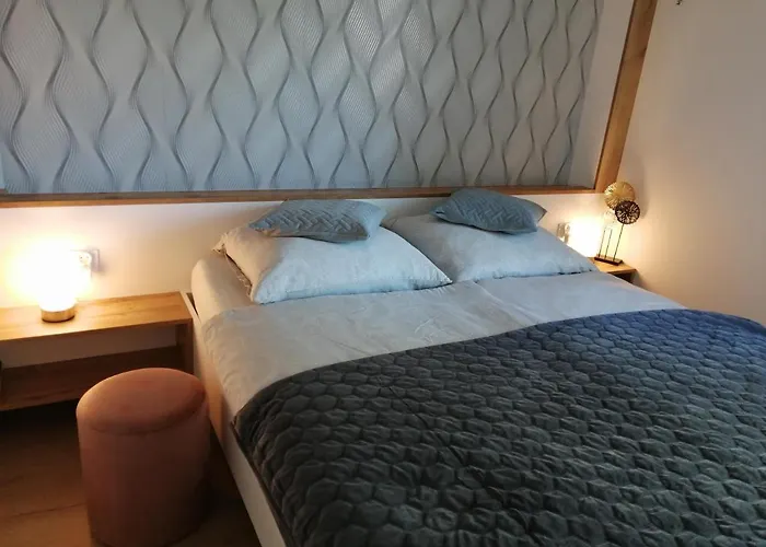 Zielone Wzgórze 2 * Jelenia Góra